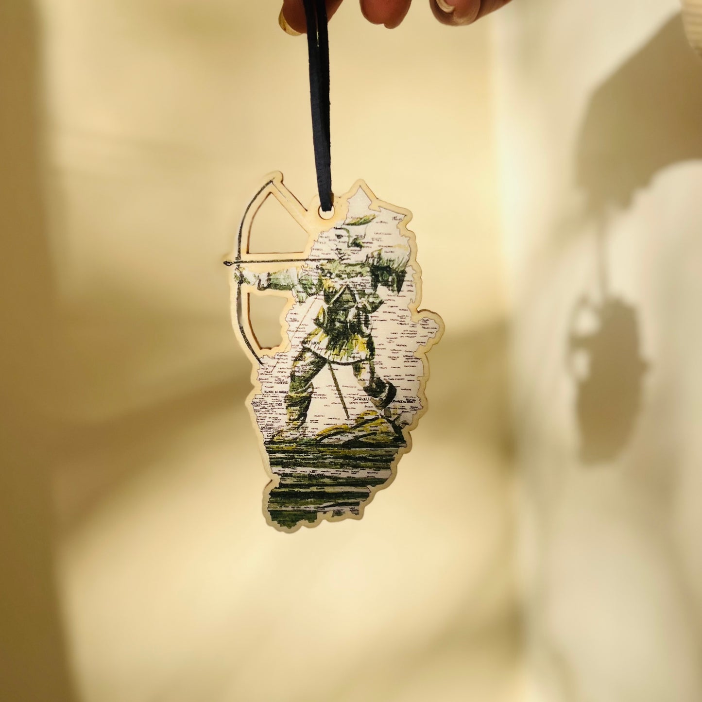 Nottinghamshire Robin Hood Wooden Bauble